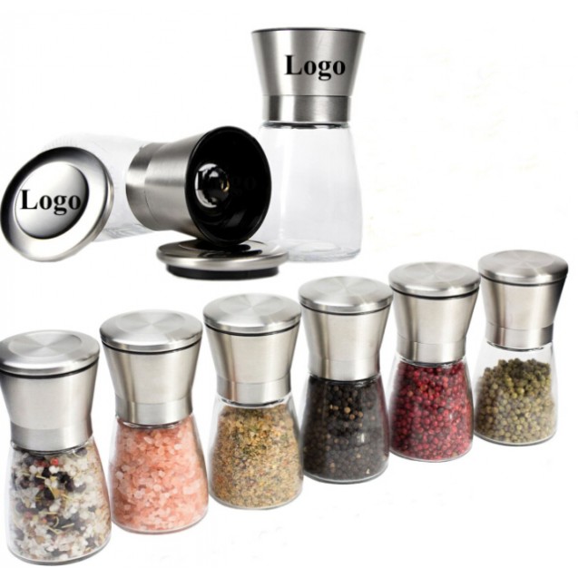 Salt and pepper grinder set salt and pepper mills